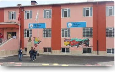 Niğde-Bor-Kamil Alakuş İlkokulu fotoğrafı