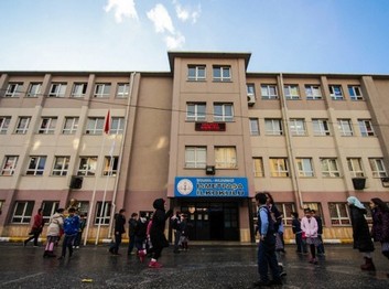 İstanbul-Sultangazi-İsmetpaşa İlkokulu fotoğrafı