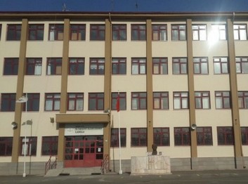 Ankara-Ayaş-Oltan Şehit Olgun Gökmen Ortaokulu fotoğrafı
