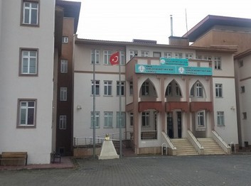 Bingöl-Merkez-İçmeler Mehmet Akif İnan İmam Hatip Ortaokulu fotoğrafı