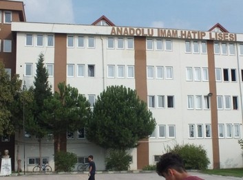 Kocaeli-Derince-Şehit Osman Gazi ÇETİNGÖZ Anadolu İmam Hatip Lisesi fotoğrafı