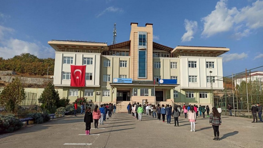 Tunceli-Merkez-Şehit Nedip Cengiz Eker Ortaokulu fotoğrafı