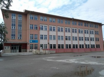 Uşak-Merkez-Karaağaç Ortaokulu fotoğrafı