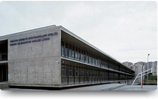 İstanbul-Ümraniye-TÜRKÇİMENTO Mesleki ve Teknik Anadolu Lisesi fotoğrafı