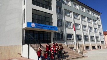Uşak-Merkez-Öğretmen Mahmut Özgöbek İlkokulu fotoğrafı