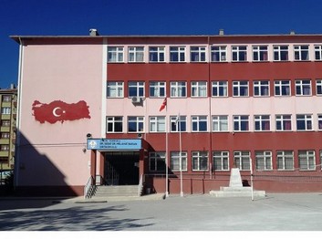 Çorum-Sungurlu-Dr.Sedat- Dr.Melahat Baran Ortaokulu fotoğrafı