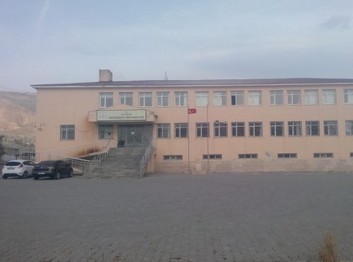 Van-Başkale-Başkale Mesleki ve Teknik Anadolu Lisesi fotoğrafı
