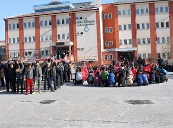 Kayseri-Kocasinan-Refika Küçükçalık Ortaokulu fotoğrafı