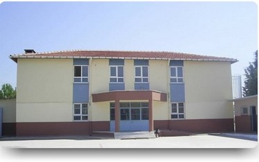 İzmir-Menderes-Develi Ortaokulu fotoğrafı