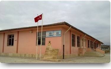 Adıyaman-Besni-Üçgöz Ortaokulu fotoğrafı