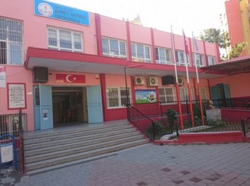 Adana-Seyhan-Ahmet Sapmaz Ortaokulu fotoğrafı