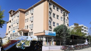 Adana-Ceyhan-Arif Nihat Asya Ortaokulu fotoğrafı