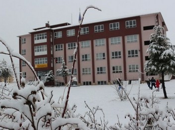 Uşak-Merkez-Ayşe Ana Mesleki ve Teknik Anadolu Lisesi fotoğrafı