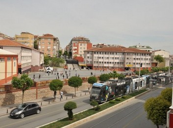 İstanbul-Güngören-İzzet Ünver Anadolu İmam Hatip Lisesi fotoğrafı