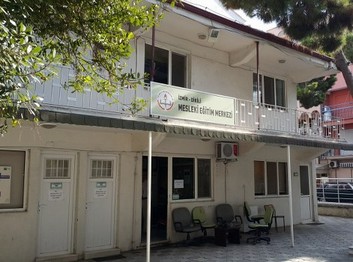 İzmir-Dikili-Dikili Mesleki Eğitim Merkezi fotoğrafı