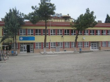 Burdur-Merkez-Hüsnü Bayer Ortaokulu fotoğrafı