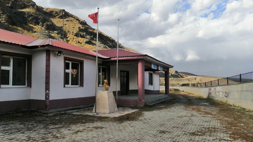 Kars-Sarıkamış-Ortakale İlkokulu fotoğrafı