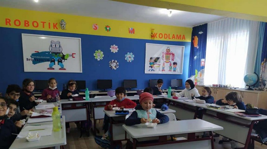 Antalya-Alanya-Mahmutlar Kılıçaslan İlkokulu fotoğrafı