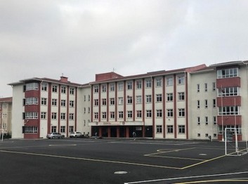 İstanbul-Bahçelievler-Yenibosna Anadolu İmam Hatip Lisesi fotoğrafı