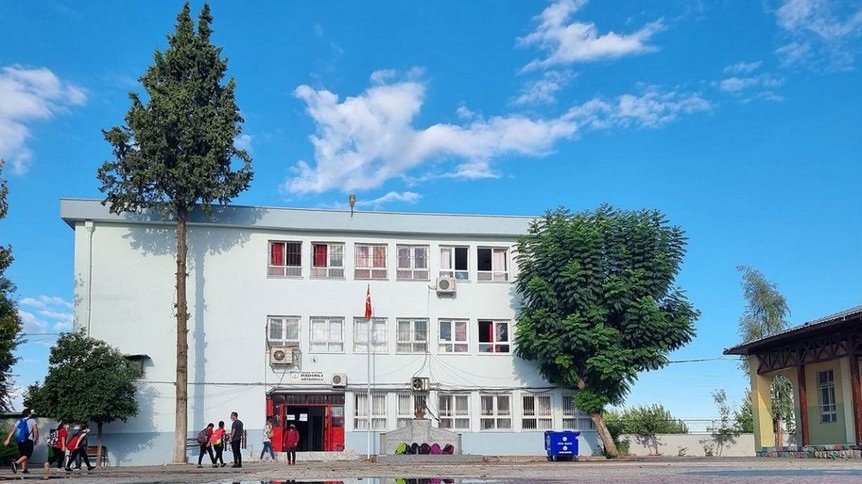 Adana-Seyhan-Hadırlı Ortaokulu fotoğrafı