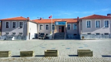 Afyonkarahisar-Şuhut-Çakırözü Ortaokulu fotoğrafı