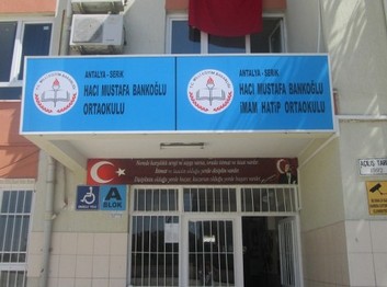 Antalya-Serik-Hacı Mustafa Bankoğlu Ortaokulu fotoğrafı