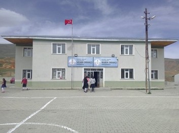 Erzurum-Horasan-Rabia Orakçı Ortaokulu fotoğrafı