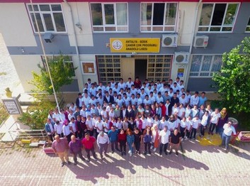 Antalya-Serik-Çandır Çok Programlı Anadolu Lisesi fotoğrafı