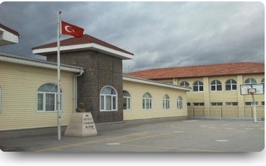 Ankara-Mamak-Lalahan Serdar Tosun İlkokulu fotoğrafı