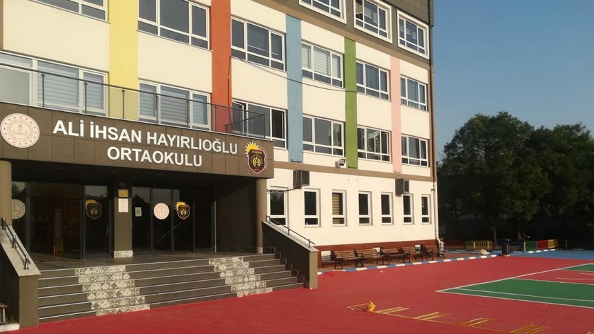 İstanbul-Ataşehir-Ali İhsan Hayırlıoğlu Ortaokulu fotoğrafı