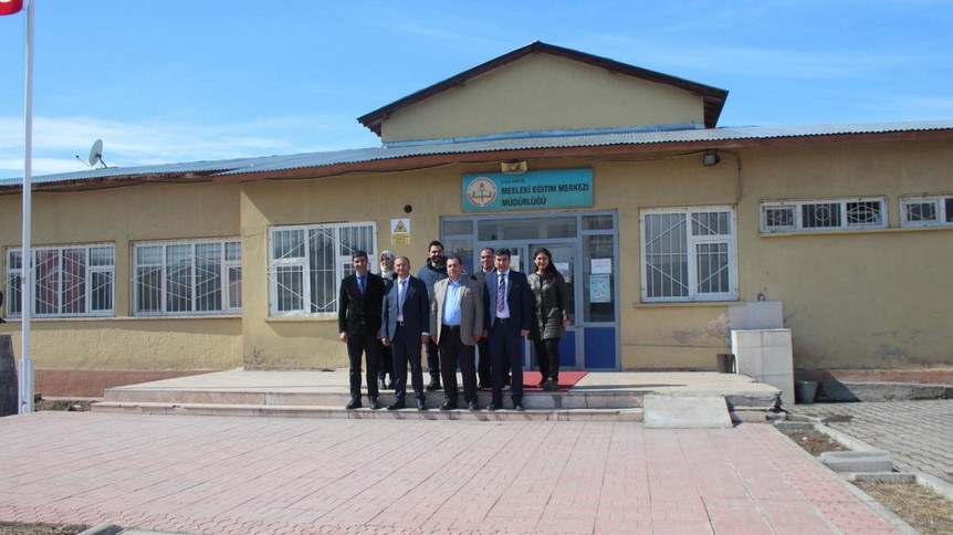 Van-Erciş-Zikri Sinoğlu Mesleki Eğitim Merkezi fotoğrafı