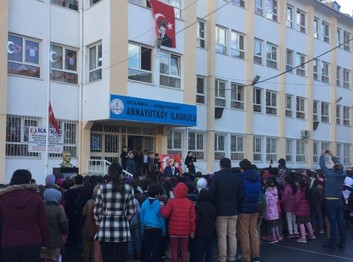 İstanbul-Arnavutköy-Arnavutköy İlkokulu fotoğrafı
