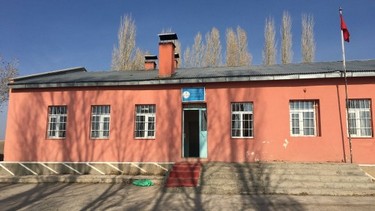 Kars-Sarıkamış-Şehitemin Ortaokulu fotoğrafı
