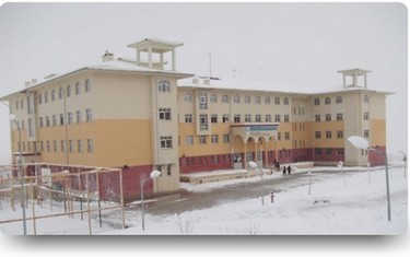 Çorum-Merkez-Toki Şehit Şükrü Özyol Ortaokulu fotoğrafı