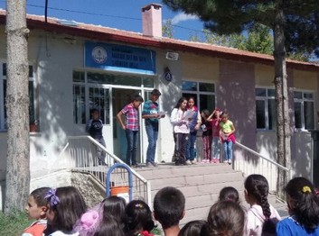 Niğde-Çamardı-Bademdere Şehit Nuri Dayan Ortaokulu fotoğrafı