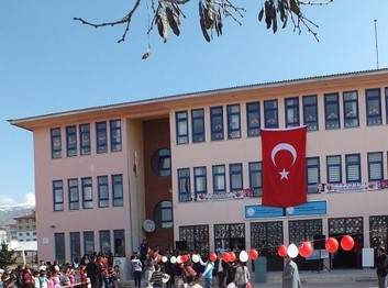 Erzincan-Merkez-Ulalar 75.Yıl Bayrak Ortaokulu fotoğrafı