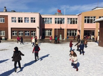 Ankara-Çubuk-Cumhuriyet İlkokulu fotoğrafı
