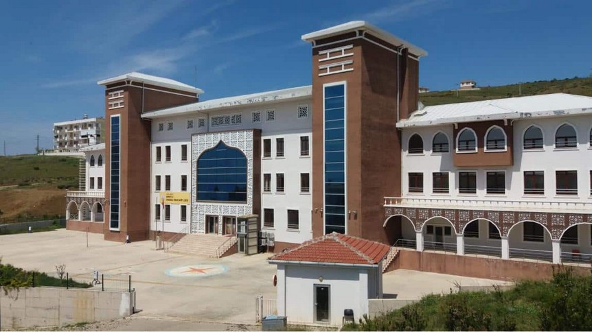 Yalova-Armutlu-Armutlu Anadolu İmam Hatip Lisesi fotoğrafı