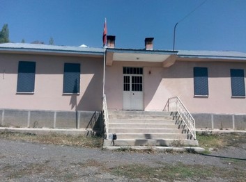 Kars-Kağızman-Çallı İlkokulu fotoğrafı