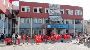 Ankara-Pursaklar-Abdurrahim Karakoç Ortaokulu fotoğrafı