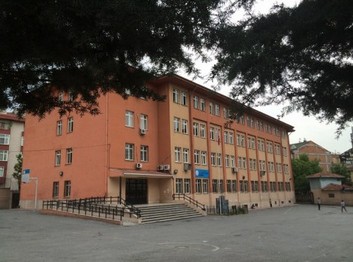 İstanbul-Bahçelievler-Vali Recep Yazıcıoğlu Ortaokulu fotoğrafı