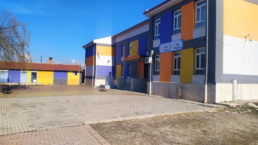 Konya-Çeltik-Fatih Ortaokulu fotoğrafı