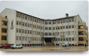 Kahramanmaraş-Dulkadiroğlu-Beylerbeyi Ortaokulu fotoğrafı