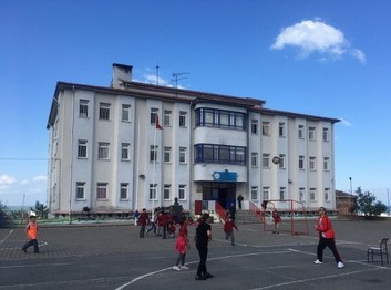 Samsun-Tekkeköy-Kutlukent 80.Yıl Ortaokulu fotoğrafı