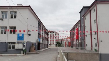 Çorum-Merkez-Bahçelievler Öğretmen Salim Akaydın Ortaokulu fotoğrafı