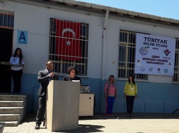 İzmir-Bayındır-Bayındır Çırpı Mustafa Adanır Ortaokulu fotoğrafı