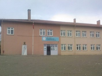 Çorum-Mecitözü-Hisarkavak İlkokulu fotoğrafı