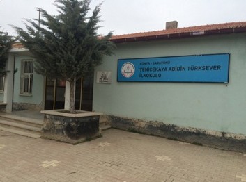 Konya-Sarayönü-Yenicekaya Abidin Türksever İlkokulu fotoğrafı