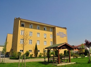 Kocaeli-Kartepe-Kocaeli Ali Fuat Başgil Sosyal Bilimler Lisesi fotoğrafı