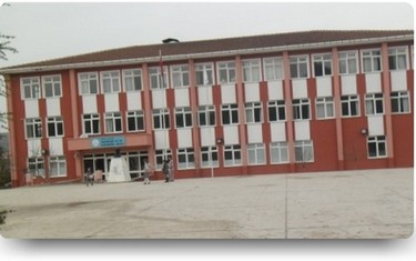 Kütahya-Domaniç-Vakıfbank 50. Yıl Ortaokulu fotoğrafı